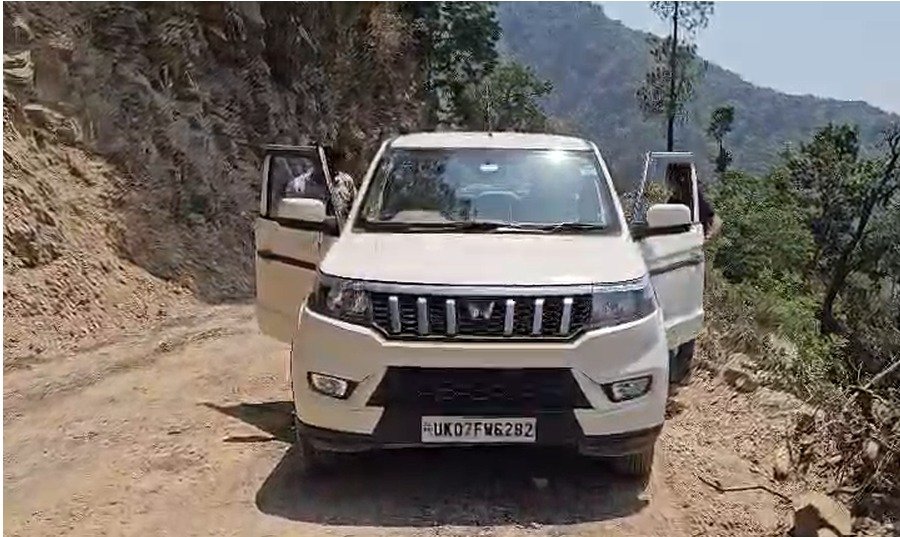 सहस्त्रधारा-सरोना मोटर मार्ग विवाद गहराया, ग्रामीण बोले- शिकायतों के बाद भी नहीं हुई कार्रवाई