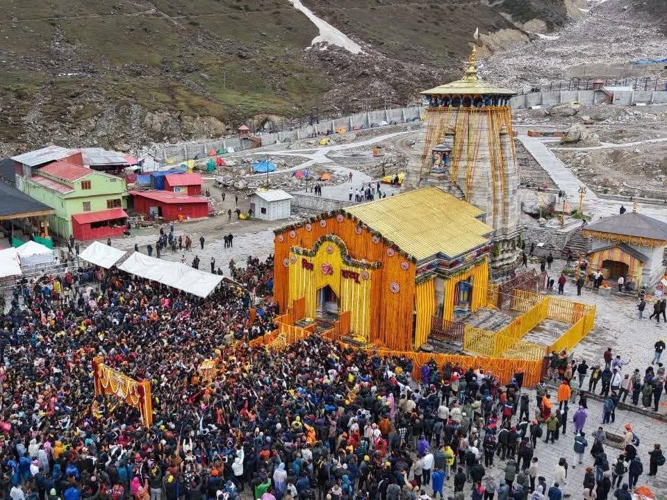 केदारनाथ यात्रा ने बनाया रिकॉर्ड: 22 दिनों में 5.23 लाख श्रद्धालुओं ने किए दर्शन