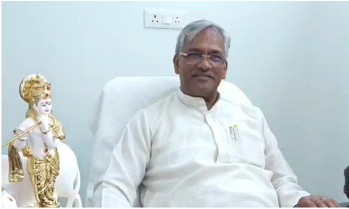 पूर्व मुख्यमंत्री त्रिवेंद्र रावत ने सोशल मीडिया पर मानहानि का आरोप लगाते हुए DCP को दी शिकायत