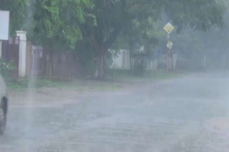 नैनीताल में बारिश का रौद्र रूप: ठप हुई रफ्तार, ठंड बढ़ी, लोगों की मुश्किलें बढ़ीं