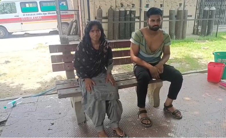 पहले हुई मारपीट, फिर पुलिस पर प्रताड़ना का आरोप; रुड़की में विवाद बढ़ा