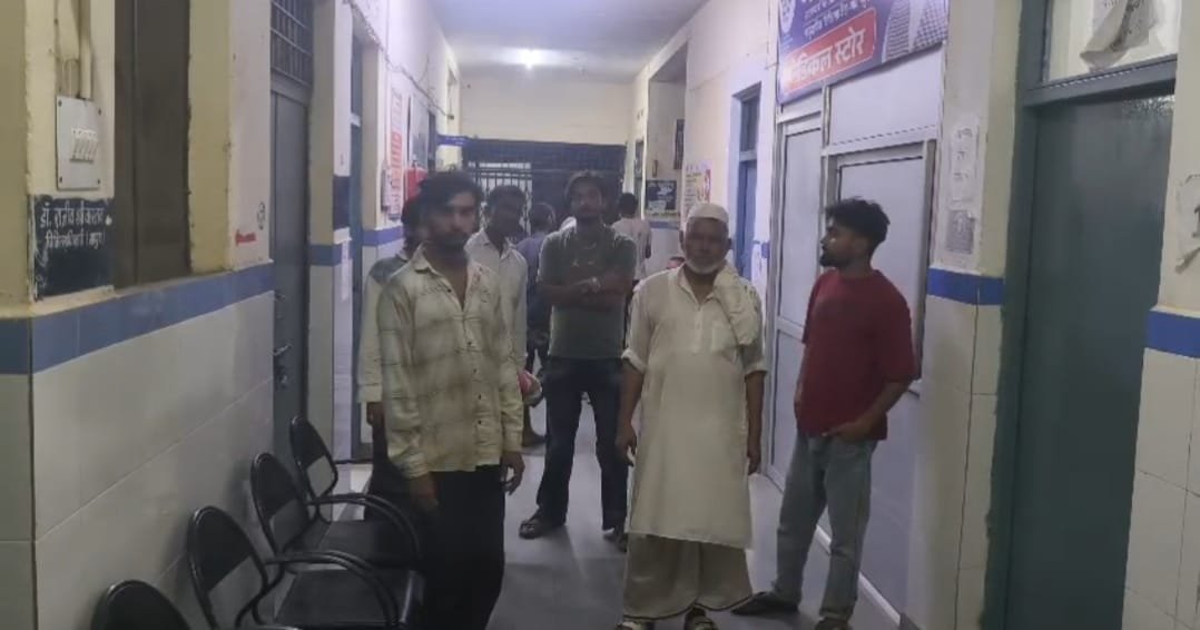 भगवानपुर के आम के बाग में मारपीट, दर्जनों लोगों पर हमला करने का आरोप