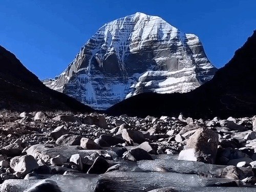 कैलाश-मानसरोवर यात्रा और आपदा सीजन के बीच पुलिस हाई अलर्ट, सीओ उमेश मलिक ने लिया पुलिस सम्मेलन